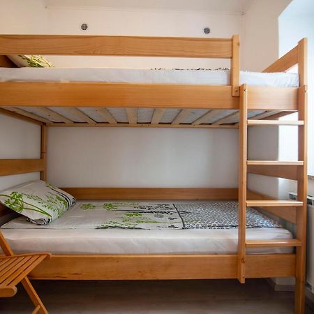 AjdovščinaApartma Bajcアパートメント エクステリア 写真