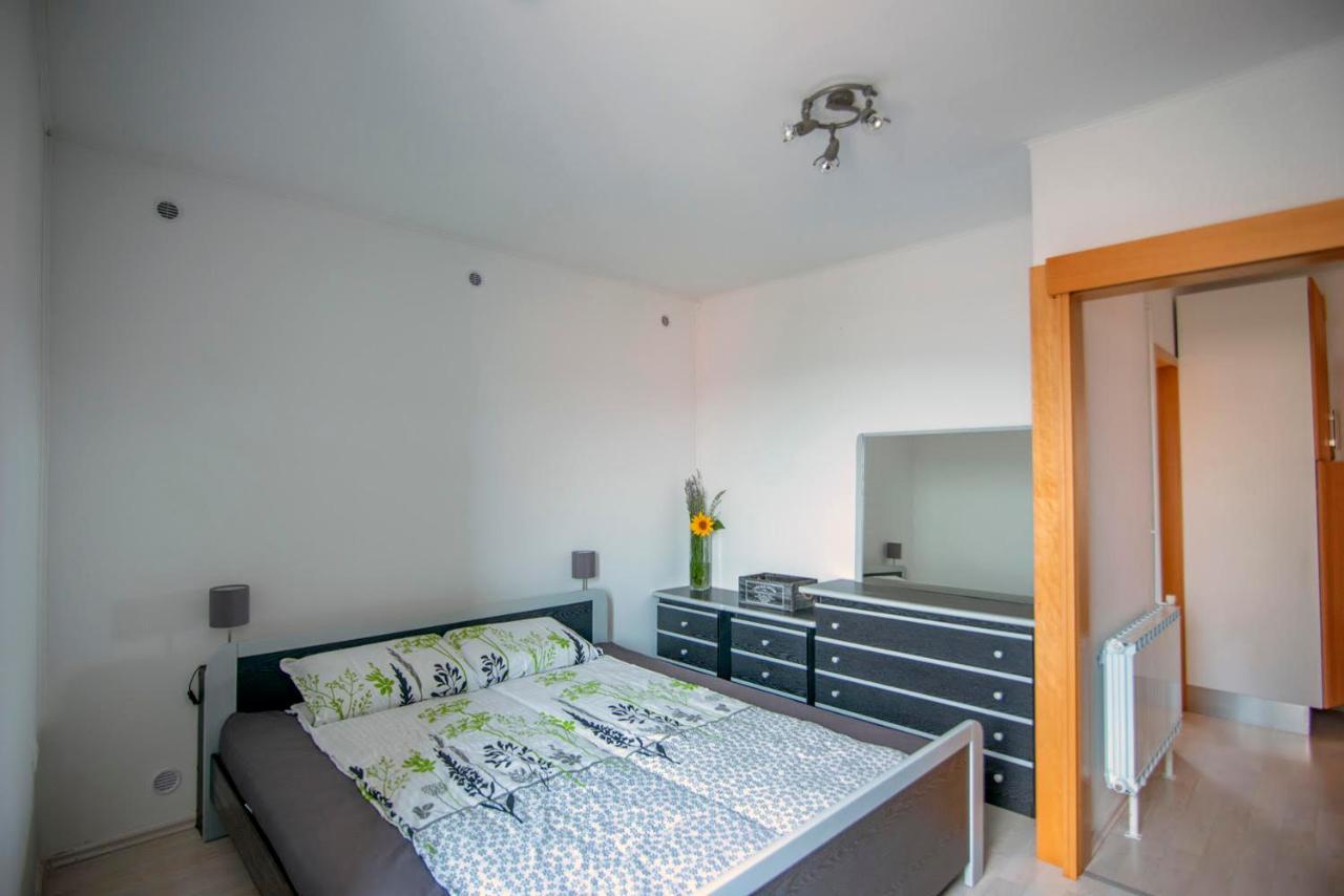 AjdovščinaApartma Bajcアパートメント エクステリア 写真