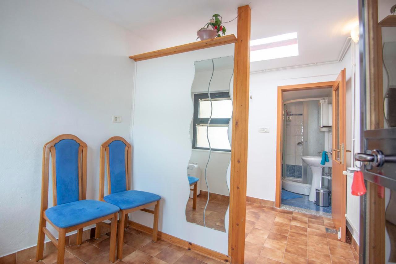 AjdovščinaApartma Bajcアパートメント エクステリア 写真